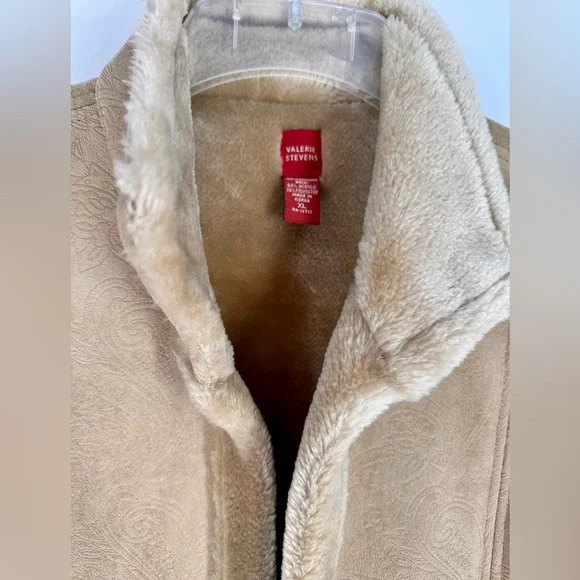 Valerie Stevens Size XL Faux Fur Lined Vest Khaki - Picture 2 of 5